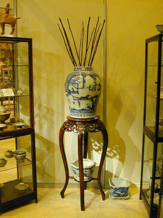 Hong Antiques 3